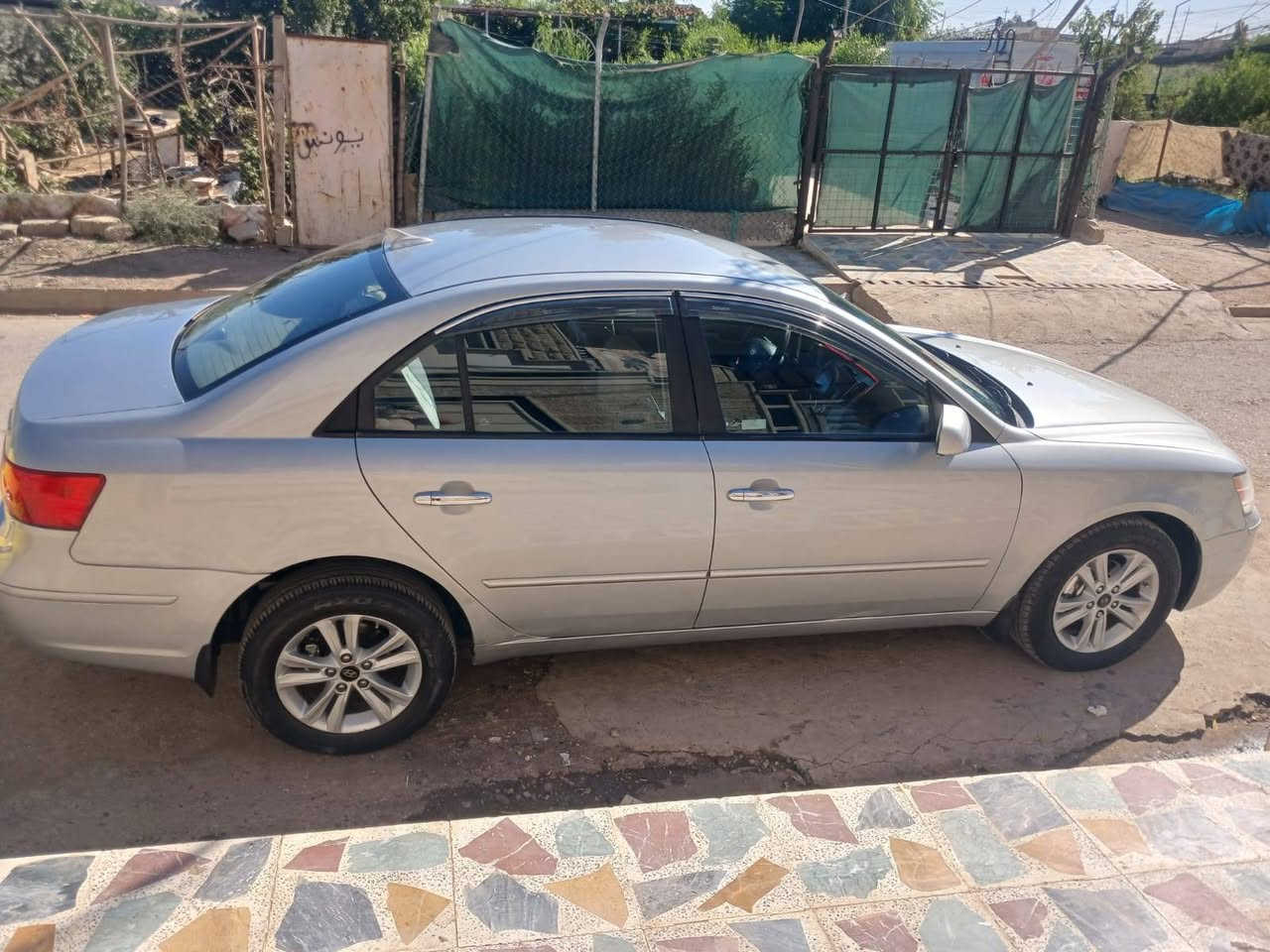 السلام عليكم للبيع سوناتة ٢٠١٠ وارد امريكي ليبل واحد صبغ قبغ الجنطة فقط سونار موجود محرك كير مشط ستيرن مبدل قبل اسبوعين حدادية صدر تدفئة تبريد كلها شغالة سيارة ماتصرف عليها دينار بأسمي للاستفسار الاتصال على الرقم *********** اتصل ماعندك خدمة رمش وتدلل
