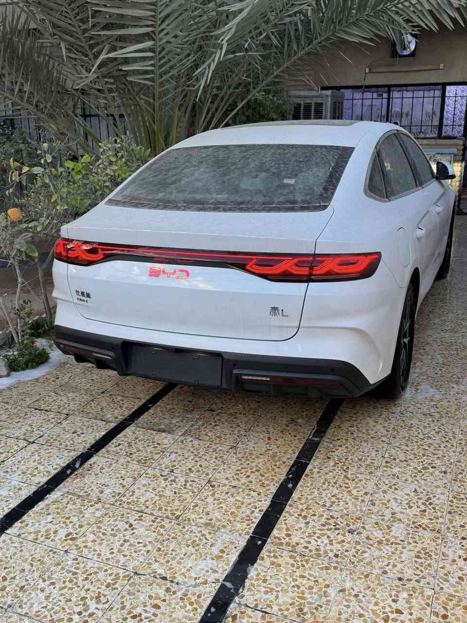 سلام عليكم بي واي دي كنL فول فول مواصفات بنروما حساسات امامي خلفي 4 كامرات سياره زيرو بعدهه بدون رقم ماشيه قليل 

‭0775 788 8090‬
