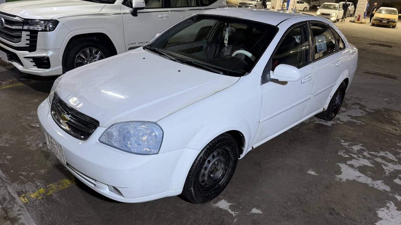 اوبترا 2011 للبيع ، رقم بصرة
السنوية تنتهي بشهر ال9 راعيها موجود بالبصرة يريد تحويل
السيارة مامكفولة من الصبغ بيها لكط خياسات 
مكفولة من العيب الشرعي 
الجاملغ الايمن والايسر جدد تخم تاير جديد دعاميات ولايتات وبكلايتات جدد ، شاشة وكاميرا 
الباب الايمن مبدل 
كير ومكينة خير من الله 
منظومة ماي جديدة ، التبريد ماعرف شنو خلله مايشتغل بس بالصيف انا مبدل منظومة كاملة ، مكان السيارة بالبصرة 
السعر 55 
***********
