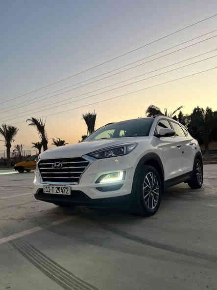 سلام عليكم
توكسان موديل 2020فول موصفات بانورامه
ماشيه 22الف سبير مانازل على وضع الشركه كفاله عامه سياره بسمي مداور ثاني يوم سنويته 2030 
السعر 220
***********
