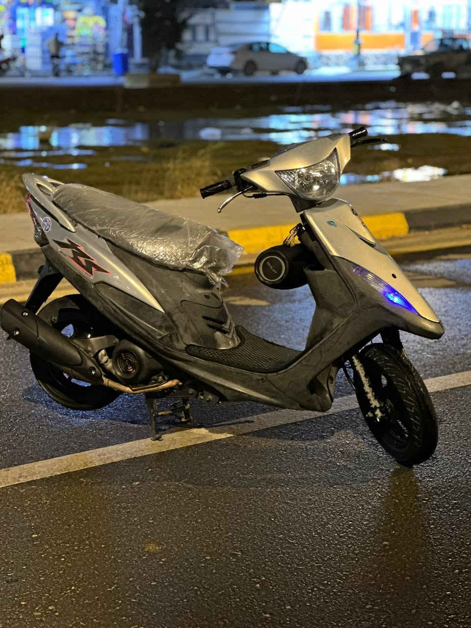 السلام عليكم دراجه لبيع بلاديه ختم واحد ويه لمكينه دراجه رمبه وشراي  يتصل على رقم *********** مكلف ب نشر عنوان واسط العزيزيه
