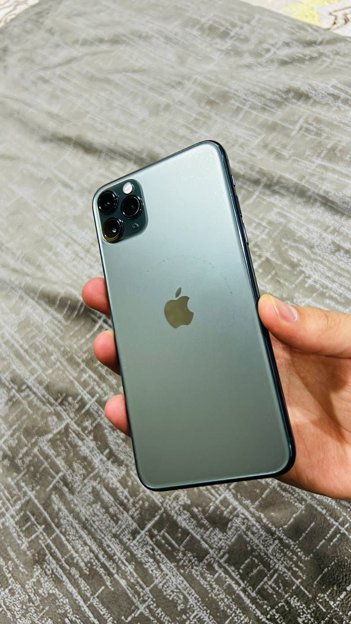 ايفون 11 برو ماكس
ذاكرة 256
بطارية 86
نموذج M
جهاز على ايدي ما مفتوح بي شي وصل الشراء موجود  
 فقط طارف الشاشة اليسار ما يلمس مثل ما موضح بالصور وما مأثر على الوضوح

رايده 270 مجاال بسيط سعره بعتبار شاشة

رقم *********** رجاءً اقرأ المنشور زين قبل لٱ تتصل مكاني موصل الأيسر
