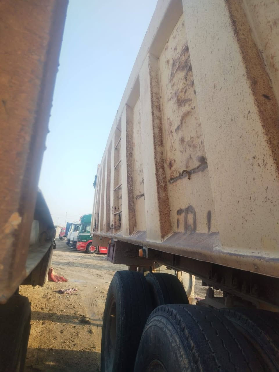 عربانة جابر ذرعة ٣٢ تايرات نص عمر السعر ٦٥ مكاني السماوة رقم  موبايل ***********
