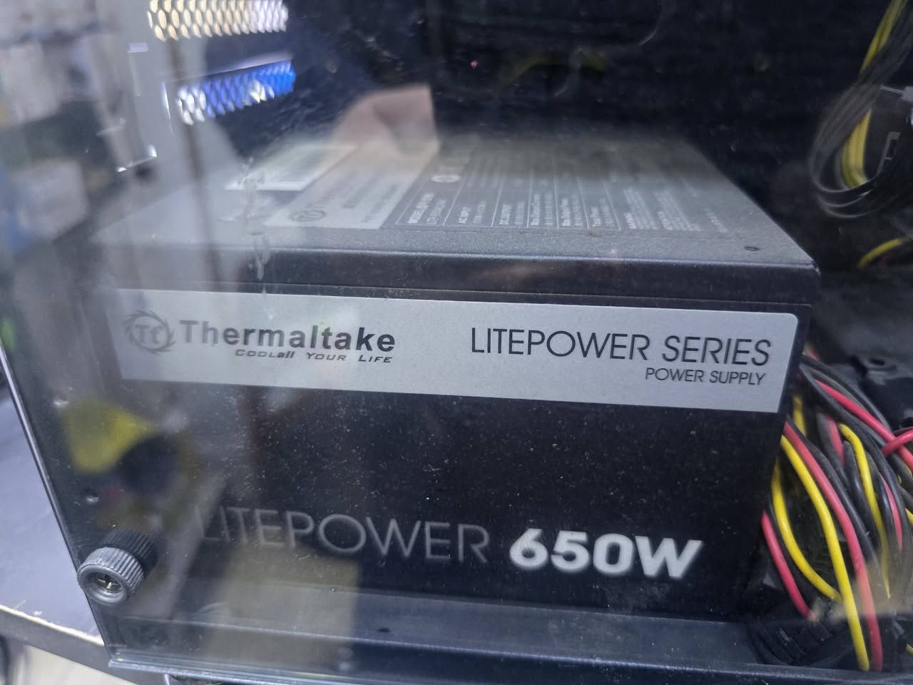 تجميعة وياها شاشة
Ryzen 5
1660 super 6G
Ram 16
Hard 1tb
Hard ssd 128G
الشاشة msi
23.8 inch 
144hz
السعر ٦٥٠ الف 
*********** بيه واتساب
