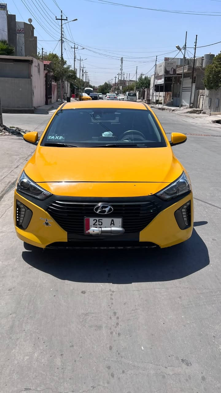 هونداي ايونك موديل 2022لبيع بصمه سنويه، جديد تخم تاير جديد تبريد ثلج  كوبان بانزين  هايبرد بانزين منضومتين بي قطعه تبديل بس لبنيد بدون حادث  سعر 148بي مجال، بسيط ***********
