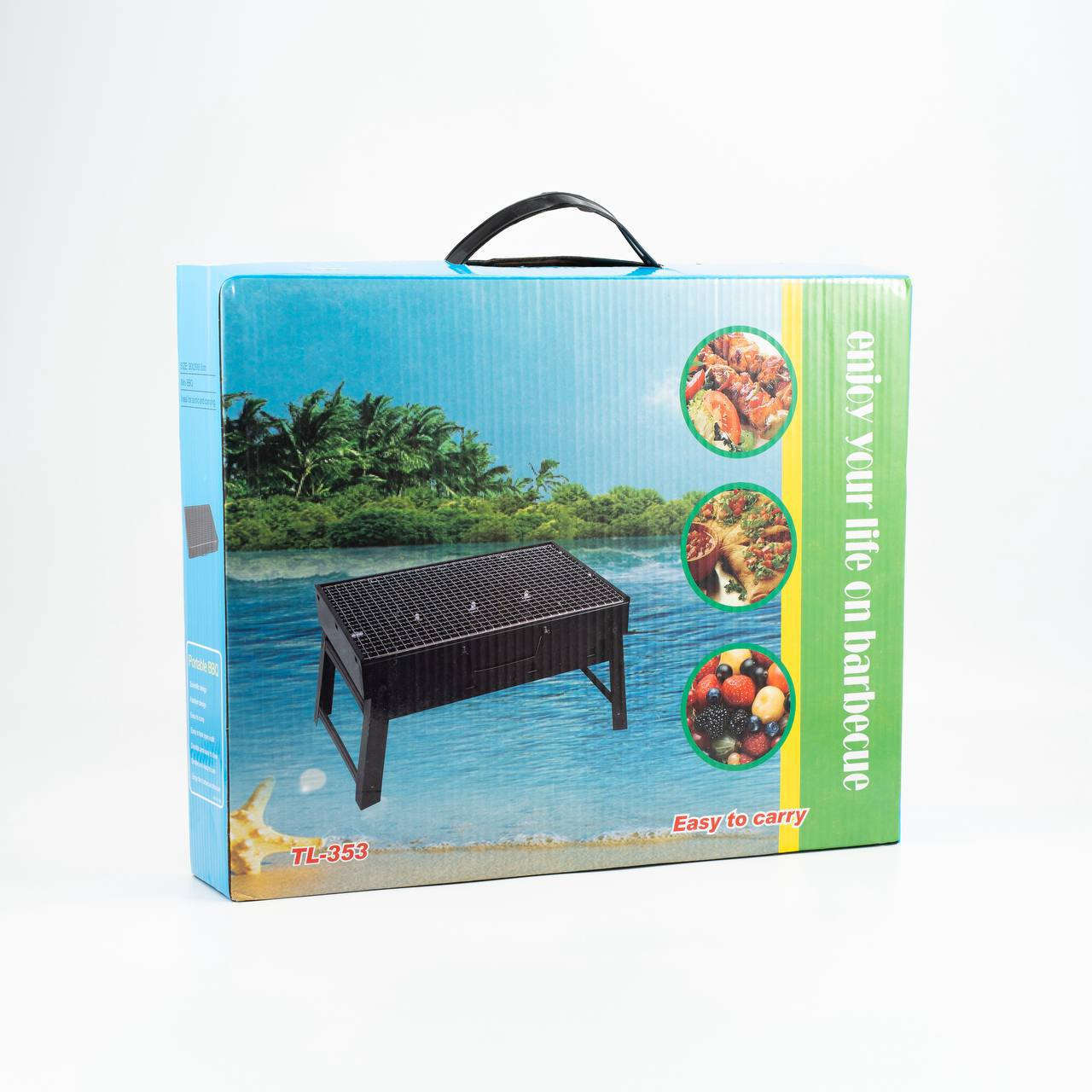 شواية الفحم المحمولة هي أداة شواء صغيرة الحجم وقابلة للطي، مصممة خصيصًا لسهولة النقل والتخزين. هذا النوع من الشوايات مثالي للرحلات الخارجية، التخييم، النزهات، أو حتى للاستخدام في الشرفات والحدائق الصغيرة.  
ميزات ومعلومات إضافية 
قابلية النقل: تتميز بتصميمها خفيف الوزن والأرجل القابلة للطي، مما يجعلها تشبه الحقيبة عند طيها ولا تشغل مساحة كبيرة. 
المواد: عادة ما تكون مصنوعة من الفولاذ المقاوم للصدأ أو المعدن المطلي المقاوم للحرارة العالية والخدوش لضمان المتانة وطول العمر. 
سهولة الاستخدام: لا تتطلب أدوات معقدة للتركيب، ويمكن تجميعها وتفكيكها في ثوانٍ قليلة. 
التهوية: تحتوي على فتحات تهوية لتعزيز تدفق الهواء واحتراق الفحم بشكل فعال. 
التنظيف: أجزاؤها قابلة للفصل والتنظيف بسهولة تحت الماء الجاري. 
الاستخدامات: مناسبة لطهي مجموعة متنوعة من الأطعمة مثل النقانق، البرغر، قطع اللحم، والأسياخ. 
السعر 15,000 توصيل 5 الف لجميع المحافظات


**إذا كنت صاحب هذا الإعلان وتريد حذفه لأي سبب، رجاءا أرسل رسالة إلى الدعم الفني**