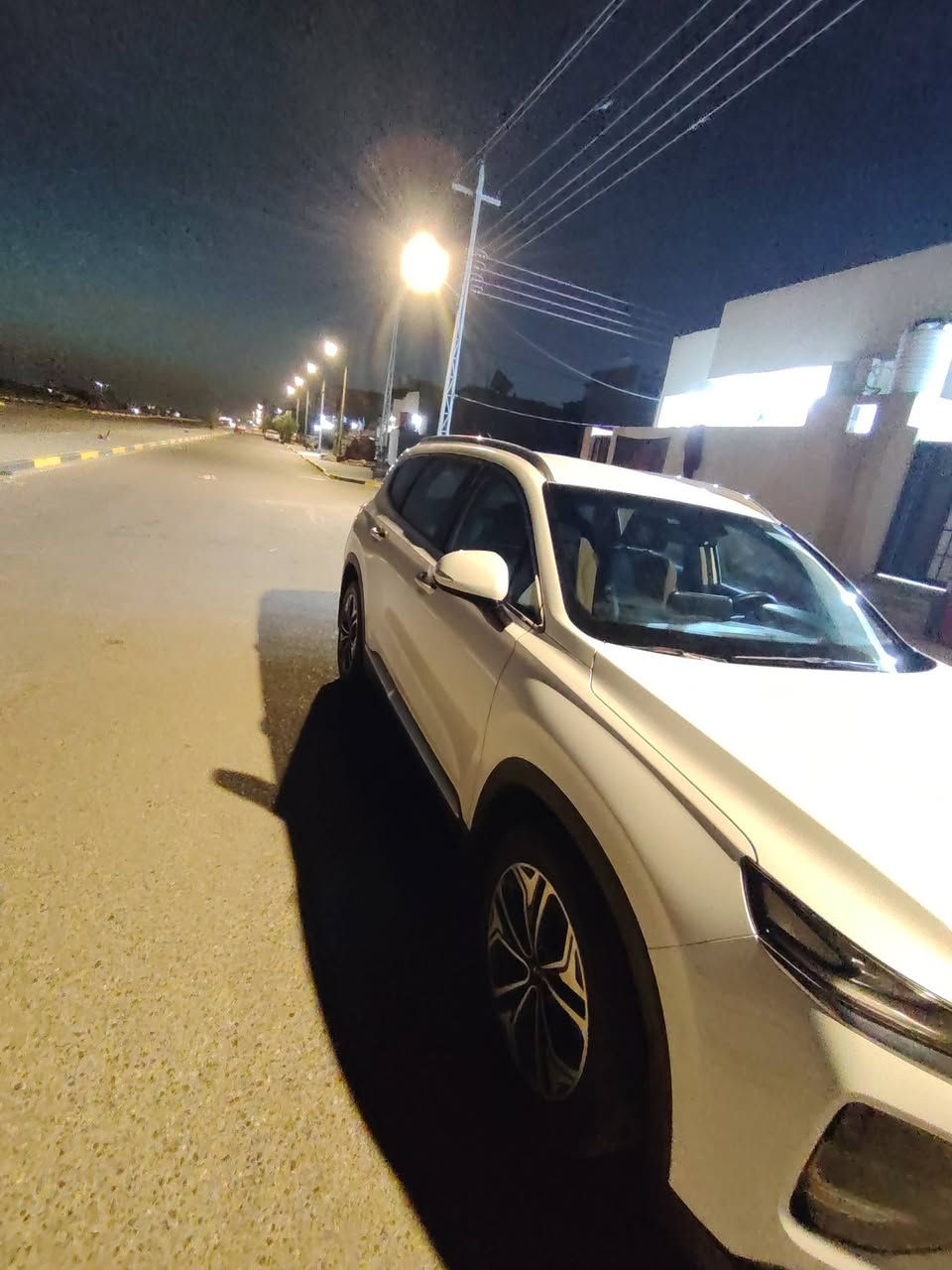 سنتافي ٢٠١٩ خليجي ٤ سلندر
كفالة عامة ماشية ١٤٠ الف للبيع او المراوس 
كامل مواصفات عدا الفتحة بالسقف 
مكان السيارة البصرة المركز  رقم صاحب السيارة ***********
