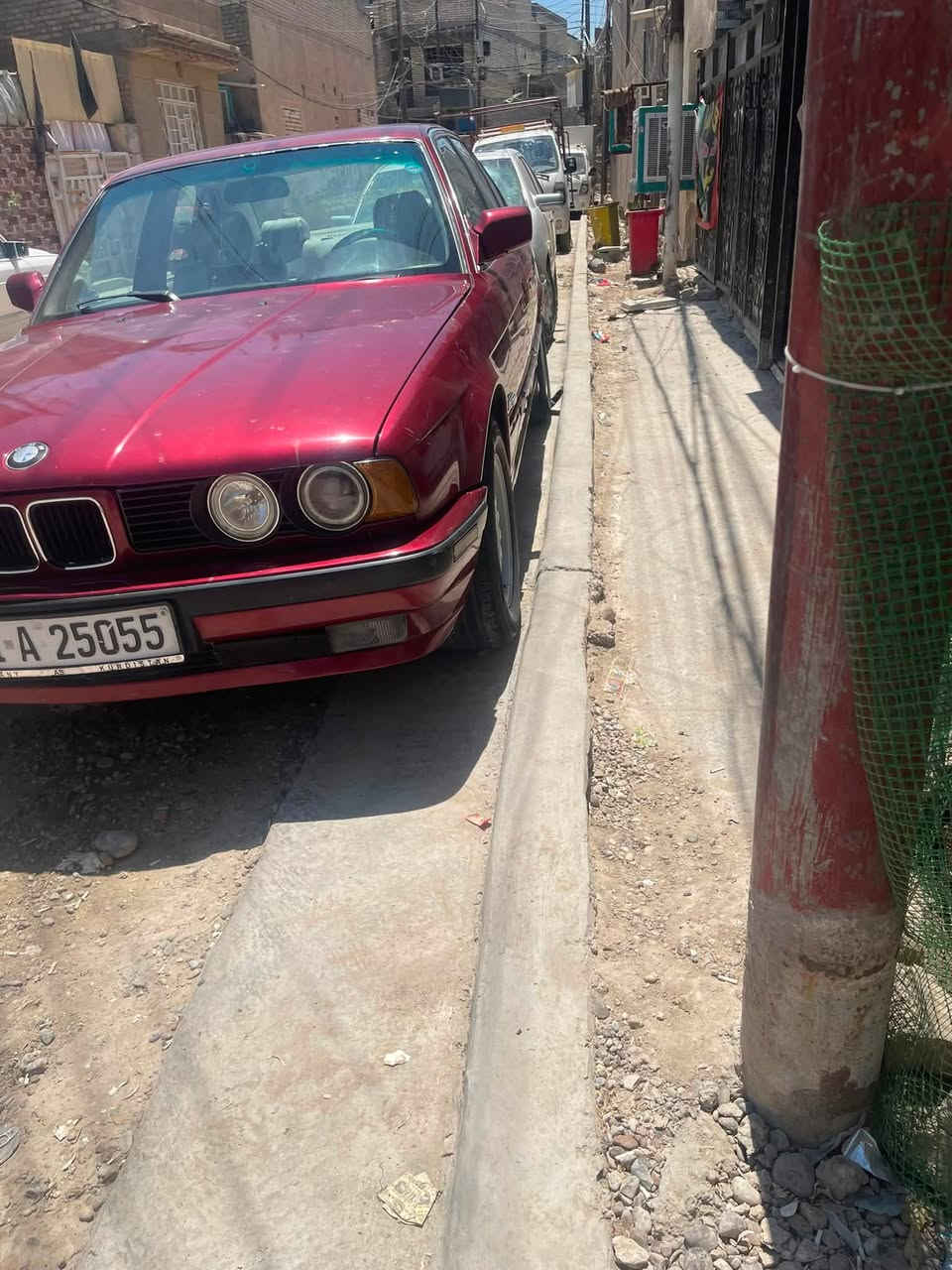 سلام عليكم بيم 535 موديل 92 سنويه 30 شرط التحويل بيع أو مراوس مكاني بغداد 48 وبيه مجال ***********
