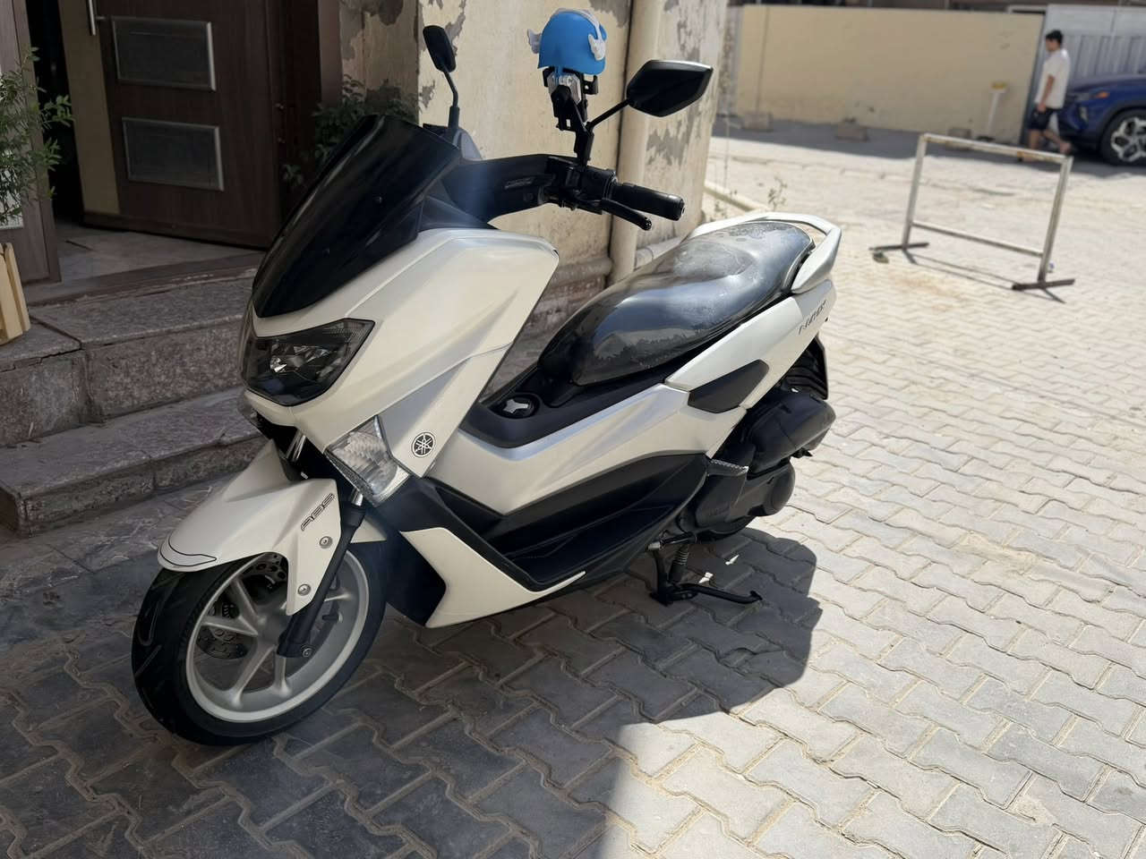سلام عليكم للبيع nmx مكينه 125 دراجيه جديده قبل شهرين اخذتها من معرض الدبي ماشيه 22 نضافه 100‎%‎ مكفوله من كلشي بيع فقط السعر 16 وبيها مجال مكاني بغداد الاعظميه رقمي ***********
