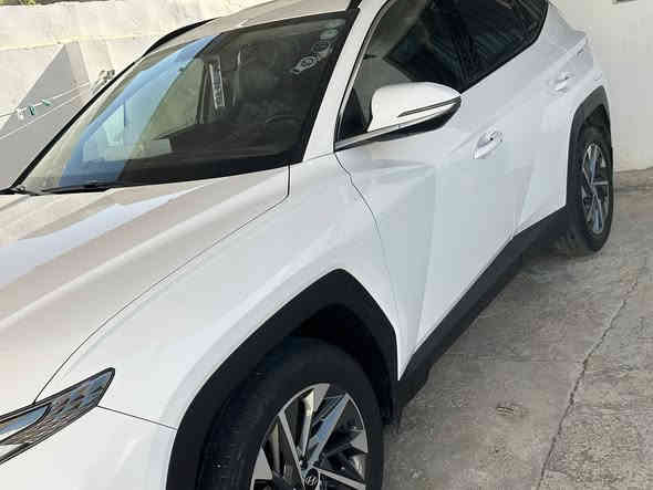 السلام عليكم توسان خليجي تحويل مباشرموديل 23 مكانها سامراء السعر 215وبيها مجال ***********
