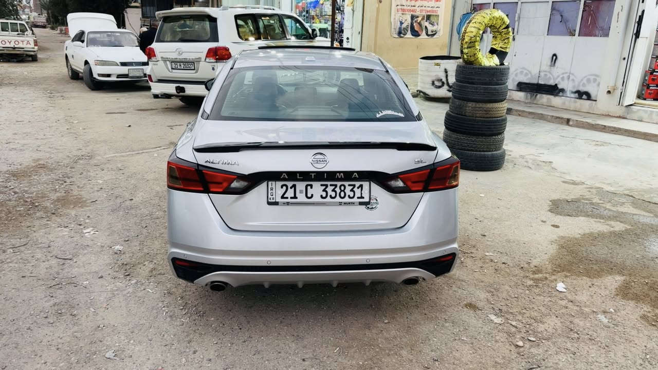 سلام عليكم اخوان
التيما 2019 SL
فووول 
ضرره مرفق حافه بونيد بدون دواخل
مواصفات فول واضحه
ماشيه 90 ميل
حجر رادار ابشرط
كير ومحرك ابشرط
سنويه وهزه لحد 2031 جديد
شرط وكاله وتحويل
شبرين صبغ بالبونيد وقطعتين ونص كلير امريكا يعند لا معجون ولا ضربه قويه ولا اي دواخل
ايرباك فقط استيرن وراجع بلاد
سعر 145 وبي مجال
ديالى خانقين
***********
