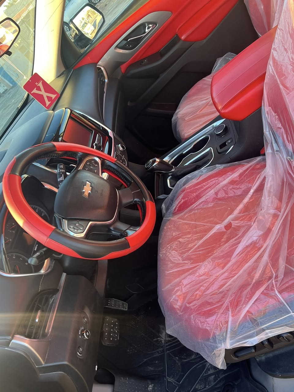 سلام عليكم
ترافرس 2019 رقم بغداد باسمي تحويل ثاني يوم 
أربع قطع صبغ 
الاستفسار : *********** 
السعر :170
