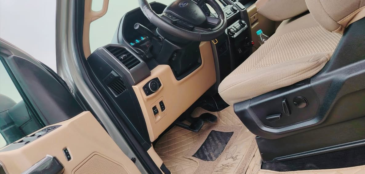 فورد اف150  XLT Sport موديل 2020
محدث بچم رابتر
البچم سليم /// حادثها جانبي جاملغ وبابين جهة عكس السايق بدون دواخل
عداد المسافه :50 / الف ميل حقيقي
بــاب طويل بدي قصير  المرغوب 

رادار امامي خلفي

كامره 360

حساسات امامي خلفي 

4x4 دبل اكسل مكينه مرغوب  فول نشاط واقتصادي2700توربو سلندر6

بانزين عادي اومحسن دوانز ماكو شرط 

كير مكينه تبريد تدفئة صدر امامي خلفي شرط جديد
تبريد مركزي
تخم تاير ويل جديد سعر 1000 دولار توني شديت سياره جاهز مابي ربع مصرف
دفع رباعي4x4
اضواء محيطية سفاري  للسيارة 
شاشة معلوماات كبيرة
مثبت سرعة
تحديد مسار ذكي
رادار امامي اوتو بريك 

رادار خلفي نقطة عمياء

اوتو بريك عند التوقف

اطفاء ذاتي عن التوقف
تشغيل عن بعد
اشاير بالمري
السياره جديده وبعد بيها هواي موصفات وشرط تراي 2025 السياره جدا جديده وما متعوبه 
السعر 21500وبي مجال بيع او مراوس حسب القناعه
مكان السياره الانبار واي استفسار الاتصال بالرقم 
***********
