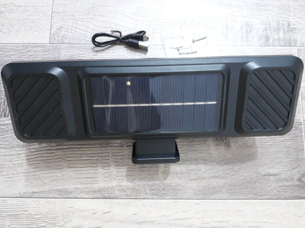 بلوجكتر ثلاثي شحن طاقة شمسية وشحن بواسطة الكيبل تايبسي 
الحجم الكبير 
إنارة قوية جدا 
3  مود 
تشغيل مباشر 
او حساس حركة 
وحساس اظاءة يشتغل عند انقطاع الاضاءة 
يمكن استخدامه منضدي او جداري 
بطارية ليثيوم سعة 2400  ملي امبير 
مؤشر المستوى الشحن ضوئي 4  حبات 
عمر بطارية طويل الامد 
تشغيل مستمر لأكثر من ساعتين 
زاوية المستشعر 120  درجة 
مسافة الحث 5-8متر 
نوع اللد /cob
سعر القطعة 12000  دينار 
سعر 2  قطعة 22000  دينار 

العرض شامل التوصيل المجاني لكل مناطق العراق بما فيها المناطق النائية والقرى والقصبات 

    واتساب الحجز //  ***********
