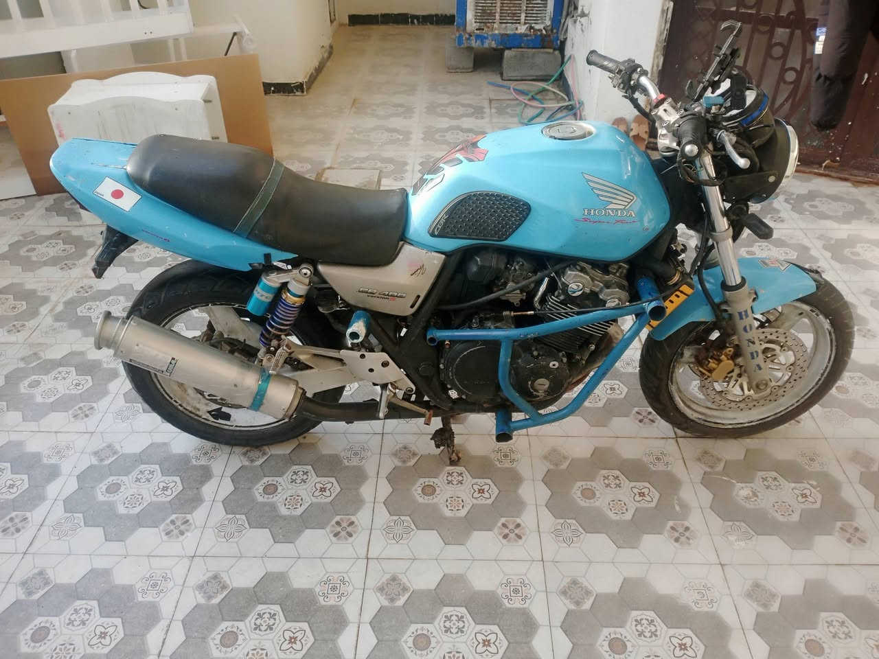 السلام عليكم سيبي فور
للبيع دراجه امفوله تجي وشوف 

السعر مليون او 200دراجه مال جناي 

مستعجل علا بيعتها محتاج افلوس؟

الرقم ***********
