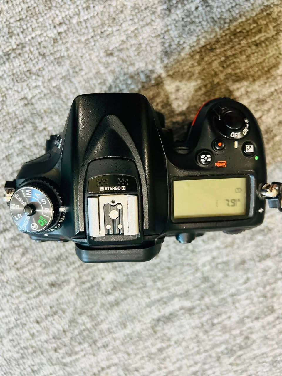 🔥 عرض مميز — لا يفوتك! 🔥
📸 Nikon D7100 للبيع بحالة ممتازة جداً

إذا تريد كاميرا تجمع بين الجودة، الأداء، وسهولة الاستخدام فهاي أفضل خيار إلك 👌

✅ المواصفات:

• دقة 24.2 ميكابكسل لصورة واضحة وتفاصيل قوية

• تصوير Full HD 1080p للفيديو بجودة ممتازة

• نظام فوكس سريع 45 نقة

• ممتازة للصور، الفيديو، وصناعة المحتوى

🎁 مع كامل الملحقات:

شاحن٢+ بطارية٢+ رام + حقيبة + عدسة مدى قريب 105/18+عدسة بعيد 300/70

✨ النظافة: 98٪

💵 السعر فقط: 900

⚡ جاهزة للاستلام فوراً

✔️ الفحص والقناعة التامة قبل الشراء

📞 للحجز والاستفسار: ***********❤️
