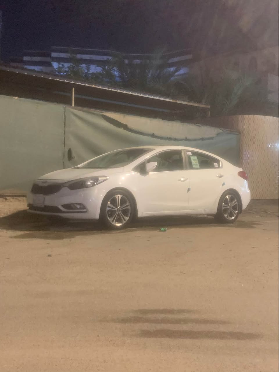 السلام عليكم سيراتو للبيع او مراوس كورله النترا بسياره صالون 
خليجي فول مديل ١٣ مكفوله صبغ ضربه تبديل فتح بس باردات رقمه بصره تحويل سياره حالين رنكات 
***********
١٢٠ البصرة, العراق
