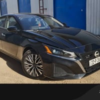 Nissan altima 2023 دخول 2025  وارد امريكي ضررها دعاميه اماميه واكعه  ب...