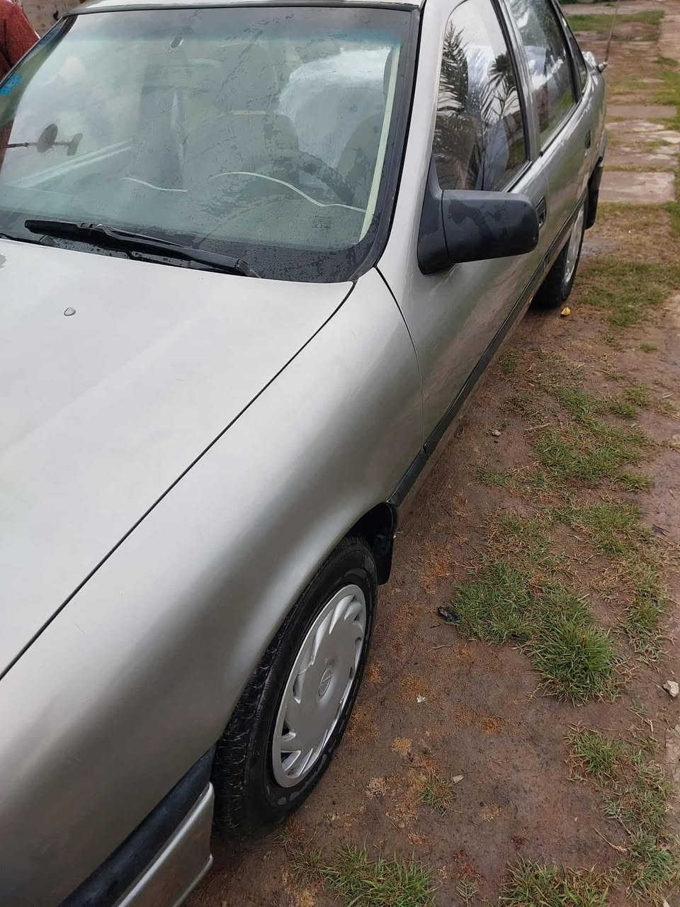 اوبل فكترا 1600 مصبوغه عام جماليه مرتبه على آخر حبايه مابيها نواقص  السياره خير من الله صافيه لاصرف لاشي رقم بغداد
مكانها ديالى بعقوبه
السعر 38 وبيها مجال
***********
