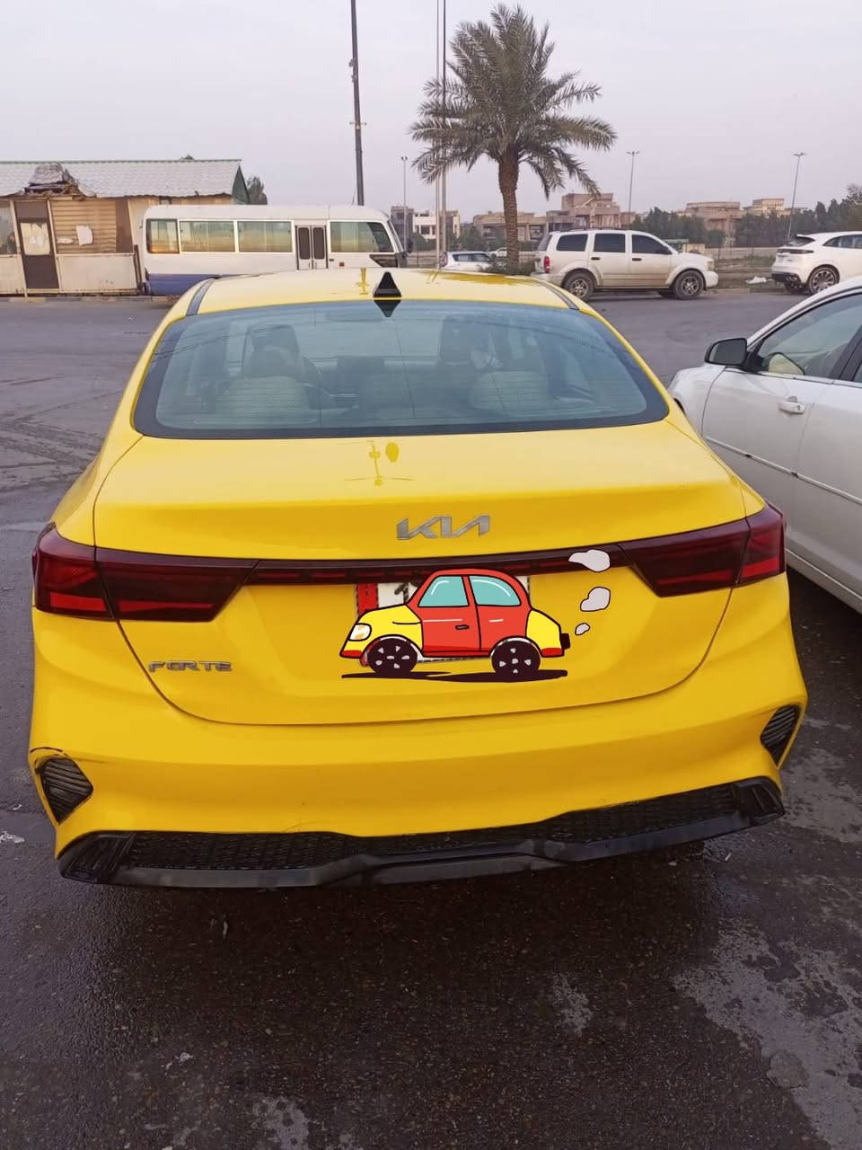 سلام  عليكم فورتي للبيع موديل 2023 السعر 160المكان بغداد الرقم *********** اني مكلف بل نشر
