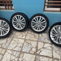 كورلا من 2009 لحد 2019  حجم 17 تايرات جدد كلش سعر 450 ☎️07723721925