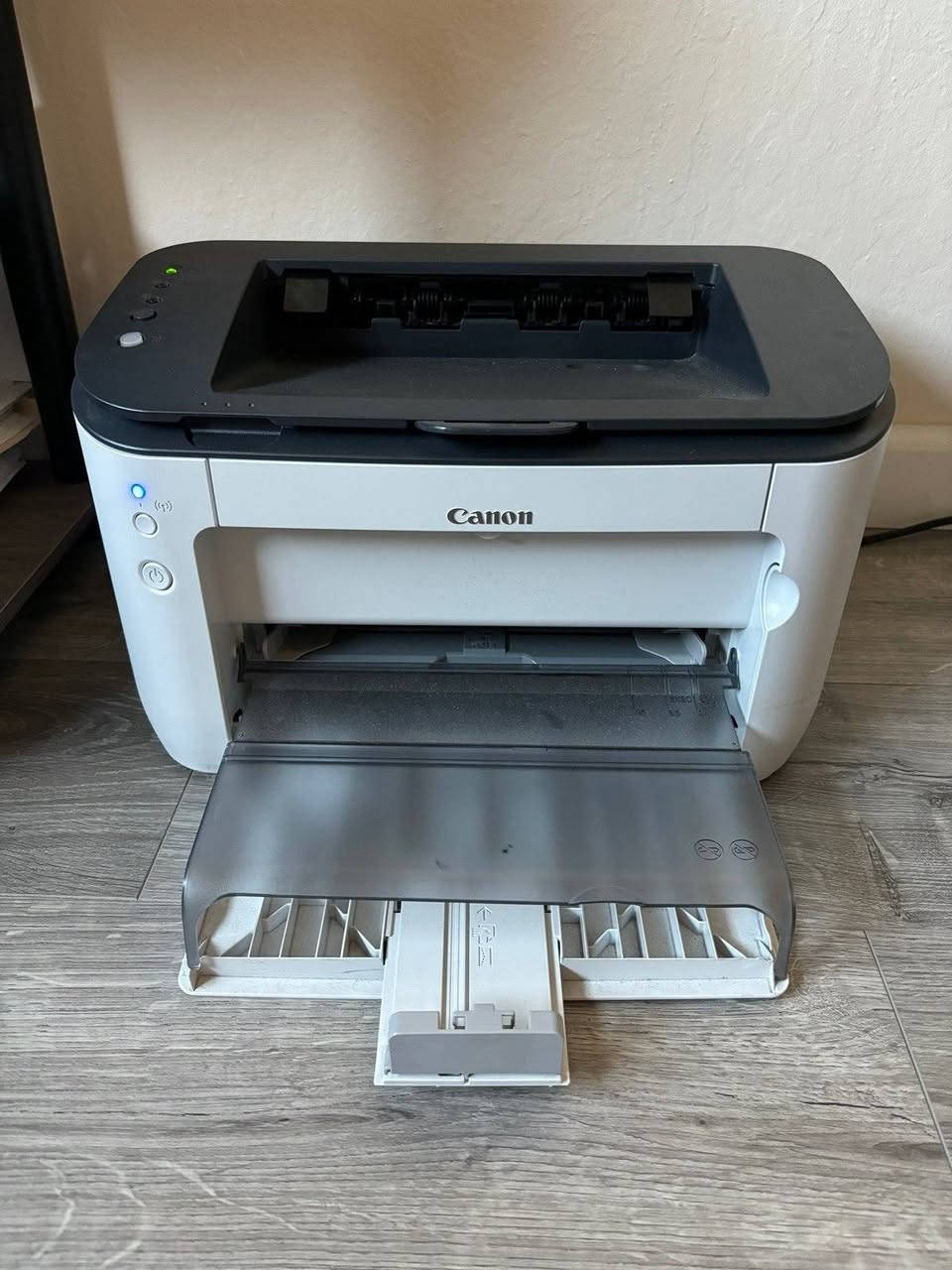 طابعتين للبيع
Epson l3250 واي فاي ملون وصورة جودة عالية حبر سائل انتة تكدر تشتري ابو
 ١٢ الف وتكدر تشتري اغلى

canon lbp 6230 dw واي فاي عادي ليزرية  تسحب وجهين جودة عالية تكدر تشتري الكاترج الف ب
 ٦ وتكدر ب١٠ وتكدر بأكثر فيتنامي اصلي ٢٦ صفحة 

الطابعتين مالات بيت ومو واصلات صيانة مع اقراص التعريف وكيبل USB والكارتونة وشرط الشغل طالب عليهن 275 الف وبيهن مجال ويتوفر توصيل لمدينة الموصل 

 وابحث بالكوكل عن مواصفات الجهازين تحياتي

ملاحظة: لايوجد سبب للبيع وإنما خلصت مدرسة واريد ابيع اثنينهن وتأخذ حظ وبخت وهم اعلمك على الطباعة اذا ماتعرف


**إذا كنت صاحب هذا الإعلان وتريد حذفه لأي سبب، رجاءا أرسل رسالة إلى الدعم الفني**