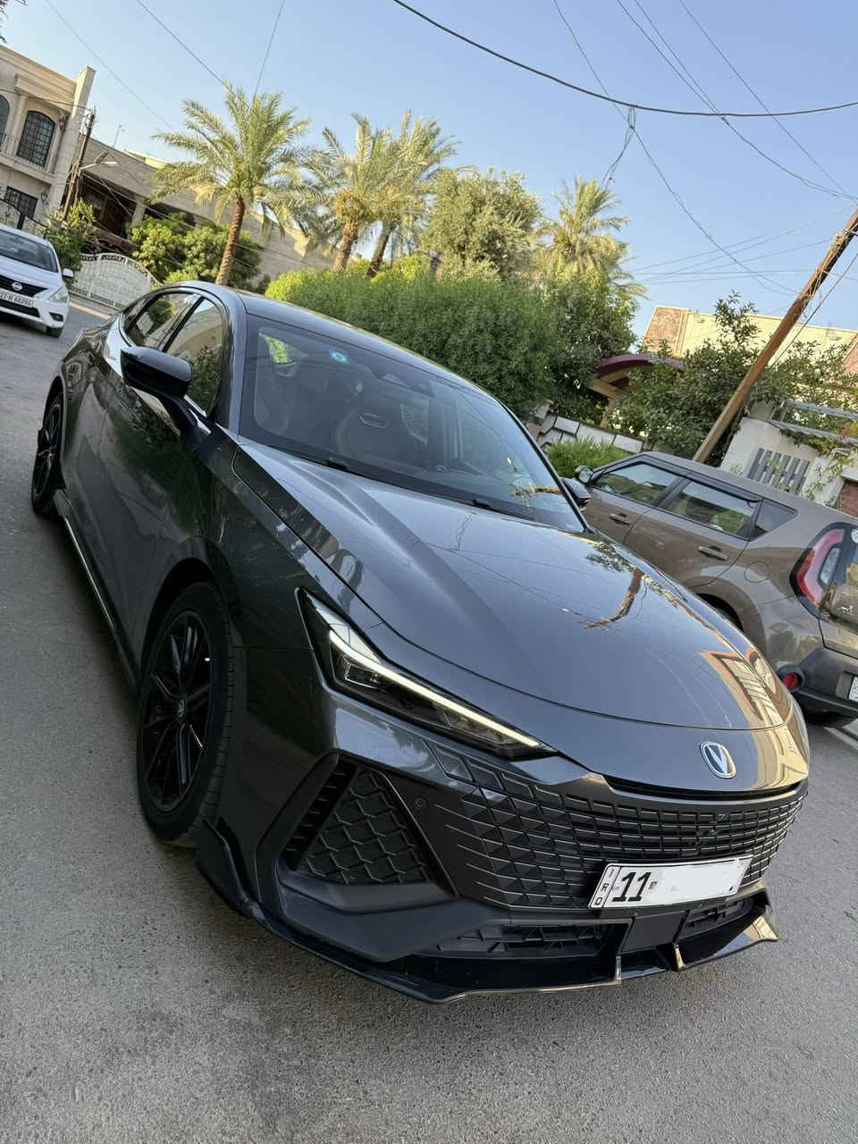 شانجان يوني في 2025 خليجي تحت الضمان شركة البخيت
ماشيه 30 الف
مواصفات الفول 1/1 
محرك 2000 تيربو  

ترايها زيرو بانزين تمشي محسن عادي بدون أدوانز نهائيا
سيرفسها كلة بالشركة 

بانوراما
بصمة  
تشغيل عن بعد
يدات شفط
مري شفط + هيتر + اشاير
جنطة كهرباء
كشنات ال 2 كهرباء

داخل جلد
كشنات وستيرن تدفئة وتبريد 
شاحن لاسلكي
ثلاجة 
4 وضعيات قيادة 
تحكم بوضعية مود الاستيرن
شفتات ستيرن 
انارة داخلية متغيرة
كاميرات 360 درجة مع خاصية DVR تصوير دائم أثناء اطفاء السيارة

حساسات 360 درجة
اوتو هولد
ترحيب اثناء الاقتراب

فتح الجنطة عند الاقتراب جنطة لمس كهرباء الفتح وبالعكس

 رادار امامي مانع تصادم + تحديد مسار + مثبت كروس 
كزوز بلادي رياضي 
مكان السيارة بغدا الكرخ 
للاستفسار 
***********
