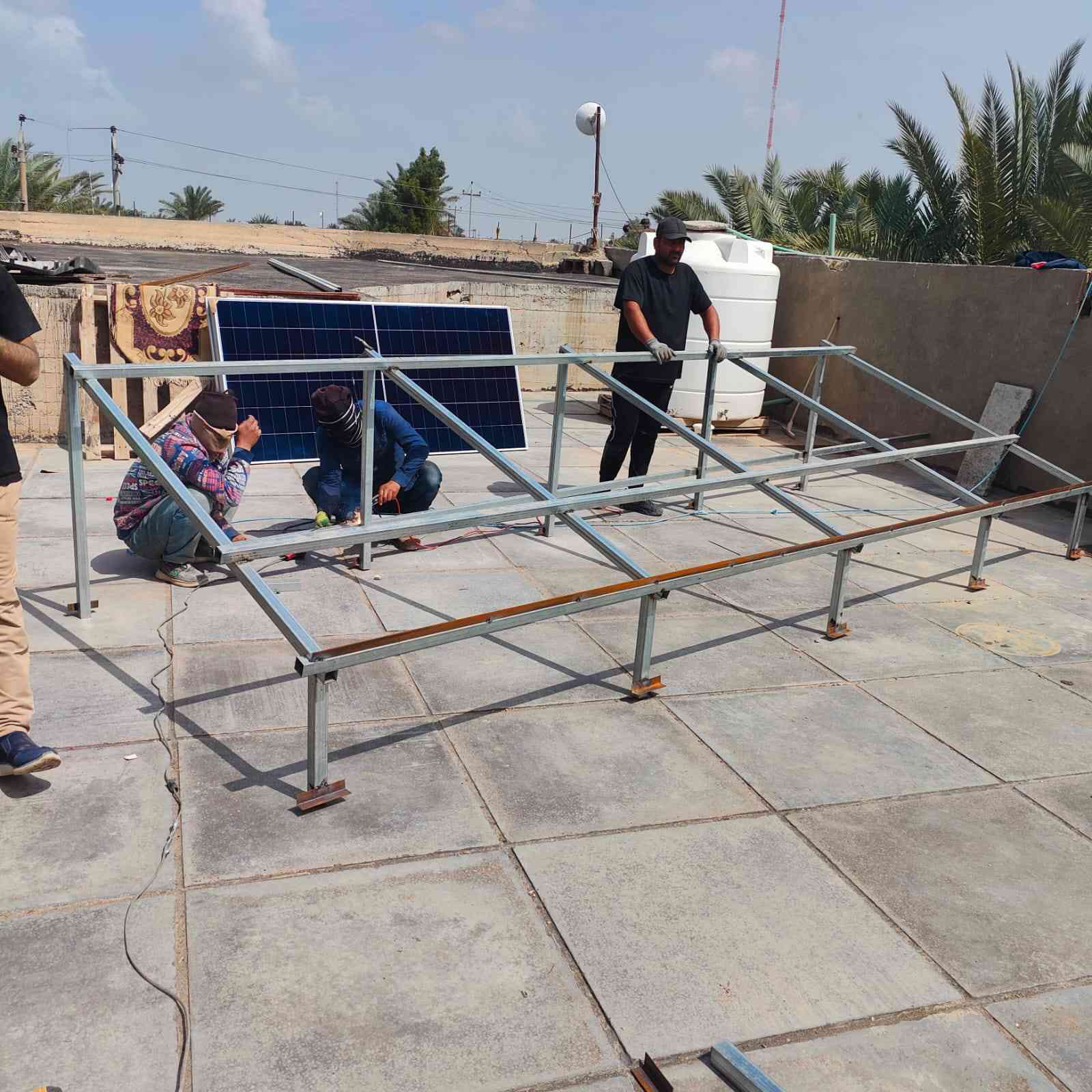 #منظومة طاقة شمسية ٢٠ امبير ليلي نهاري  ذي قار  قضاء النصر بسواعد شركة علي سر الوجود للطاقة الشمسية 
تشغل الزبون ٢٠صافي نهارا و٢٠ليلي لثلاث ساعات تناوبا مع الوطنية 
تم استعمال ١٢ لوح لونجي x١٠ مضاد للضل مقاوم للحريق النسخة الجديدة 
بطارية ٢٠kw
انفرتر ديا. ip٦٥ 8kw
حديد ثقيل ٢mm
اسلاك. pv
جنج بارد منفصل 
بورد قواطع متكاملة ac/dc
حمايات متكاملة شغل درجة اولى


**إذا كنت صاحب هذا الإعلان وتريد حذفه لأي سبب، رجاءا أرسل رسالة إلى الدعم الفني**