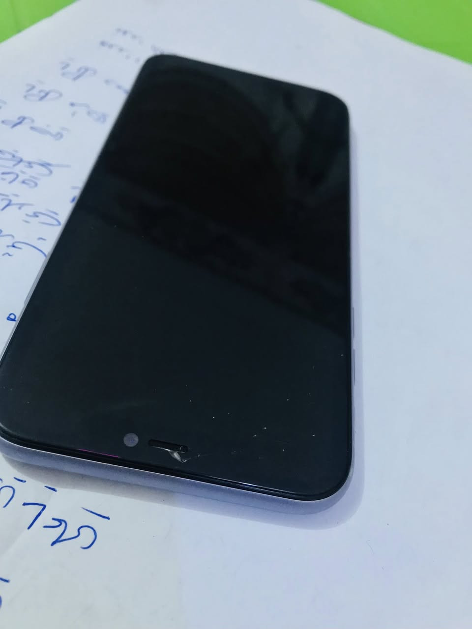 آيفون 11 عادي للبيع بطاريه بلاديه 77 مبدل شاشه بيها فطر خفيف سعره 195 وبي مجال للشراي
*********** مكاني بابل القاسم
