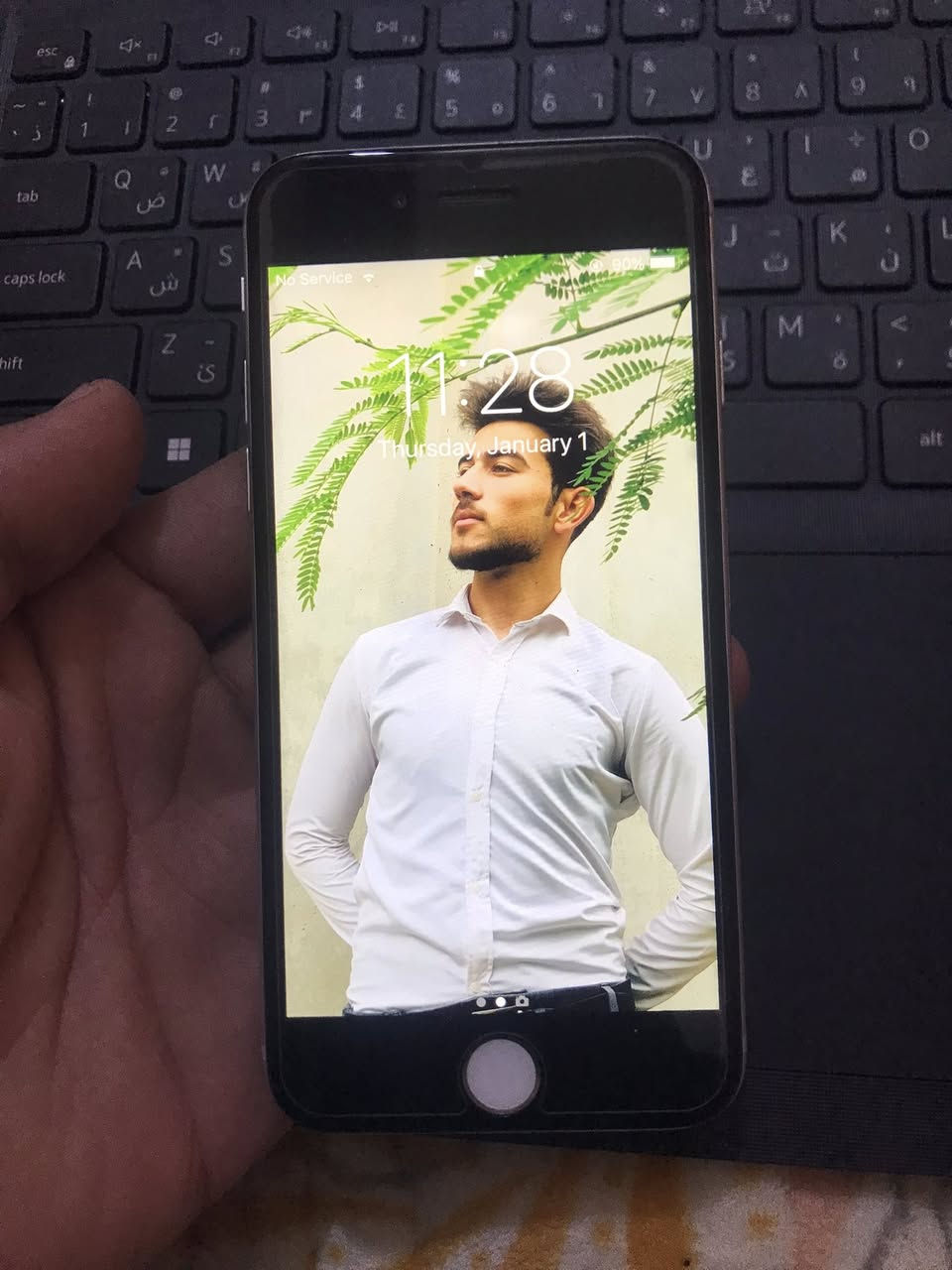 ايفون 6g  للبيع كل التفاصيل داخل الصور تخطي ايكلاود يعني السيمكارت ميشتغل للأستفسار الاتصال على الرقم *********** او عل الواتساب
