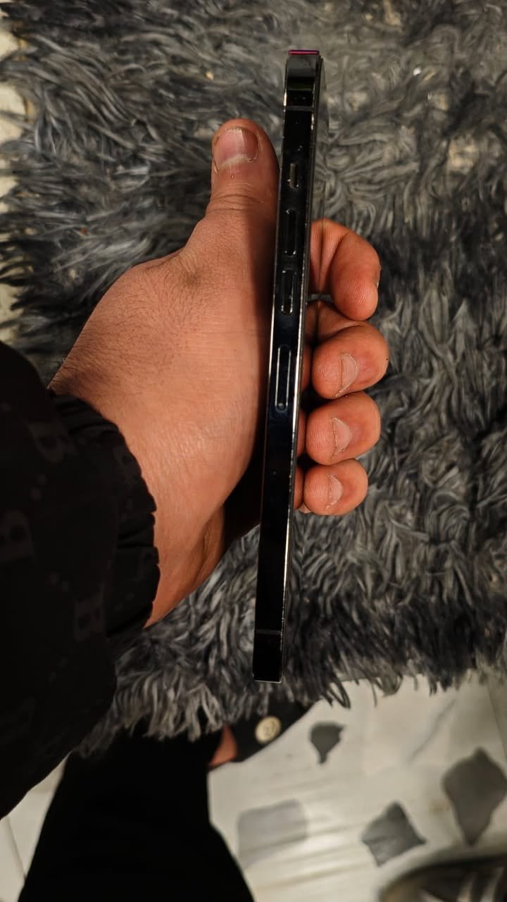 ايفون 13برو ماكس
ذاكرة 512
بطارية 96
ممبدل بي شي شرط 
بس ظهر مفطور 
اي استفسار تفضل خاص


**إذا كنت صاحب هذا الإعلان وتريد حذفه لأي سبب، رجاءا أرسل رسالة إلى الدعم الفني**