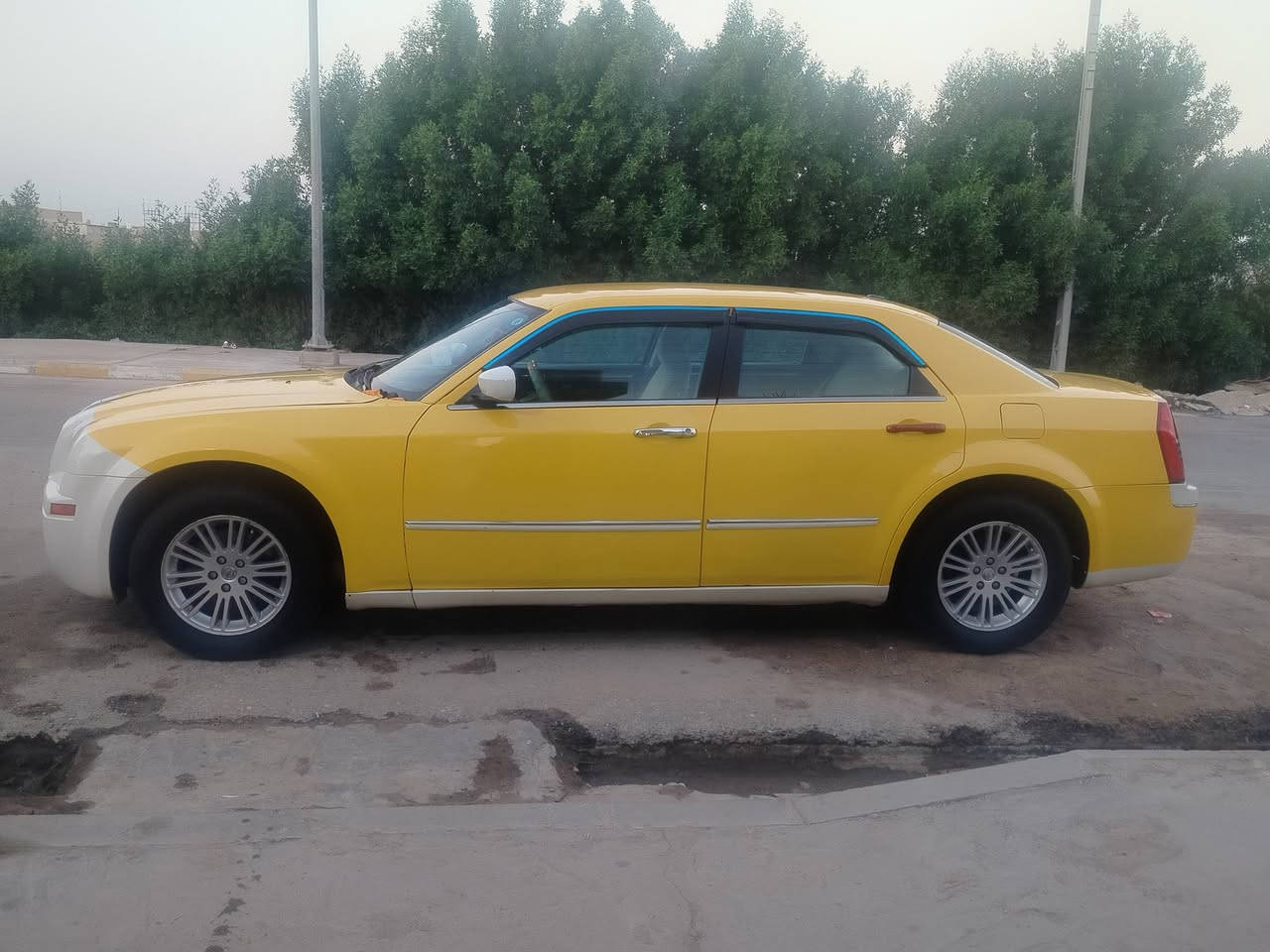 السلام عليكم اوباما اصل 2010 السياره كفاله عامه حادث بك لايت ايسر حداديه كير محرك كله جديد مابيه اي نقص رقم نكليزي بغداد بأسمي مكان السياره ناصريه رفاعي ***********
