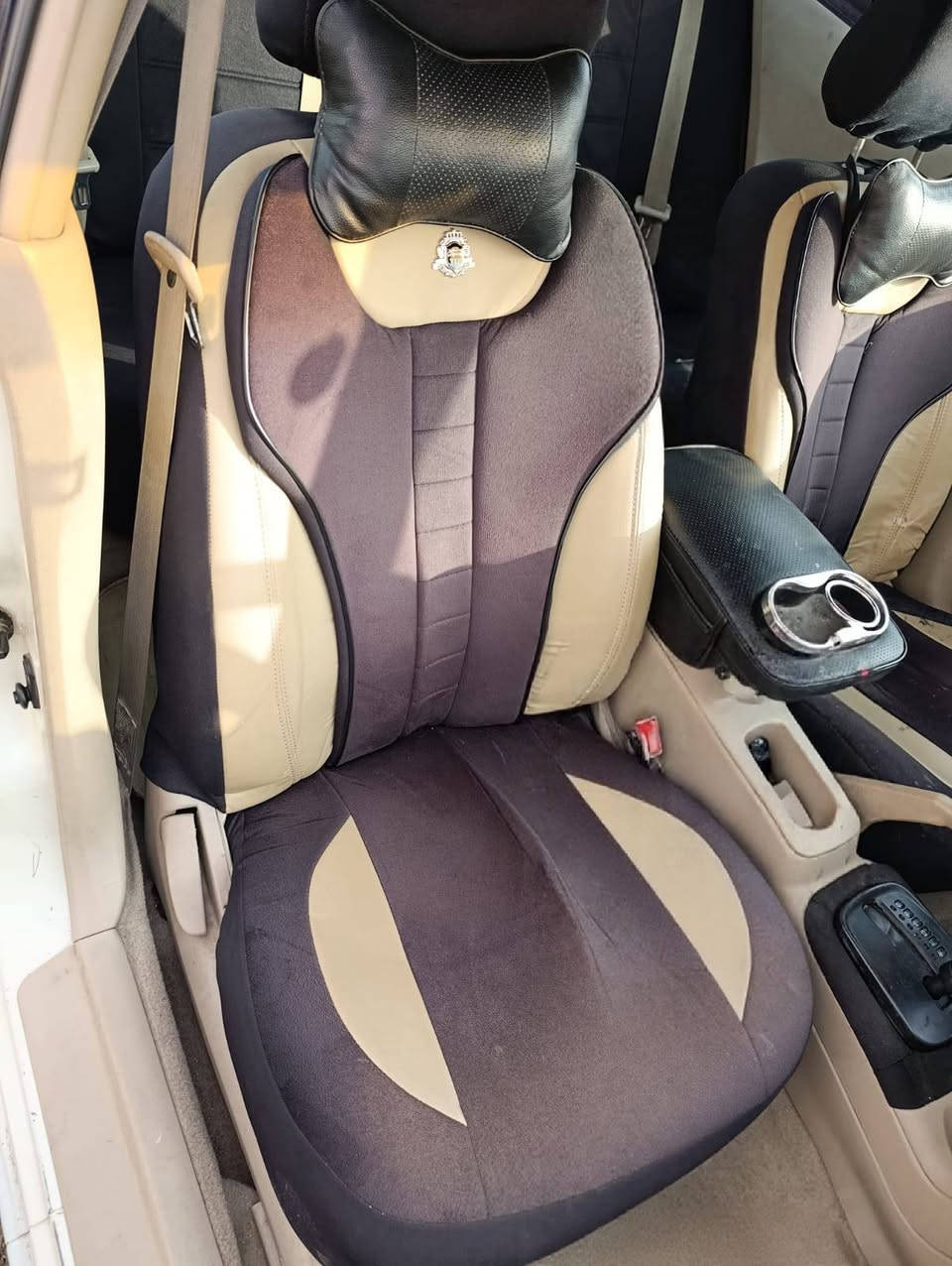 موديل 2000
كير اوتوماتيك
محرك 4سلندر 2400
قطعتين صبغ فقط بدون حادث
رقم اربيل سنويه ل 2028
 تدفئه وتبريد بشرط 
رقم التواصل *********** السليمانية, العراق
