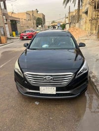 سوناتا امريكي ٢٠١٥ فول ماعدة فتحة. حادثها باب   وبنيد مصبوغ.   كاملة س...