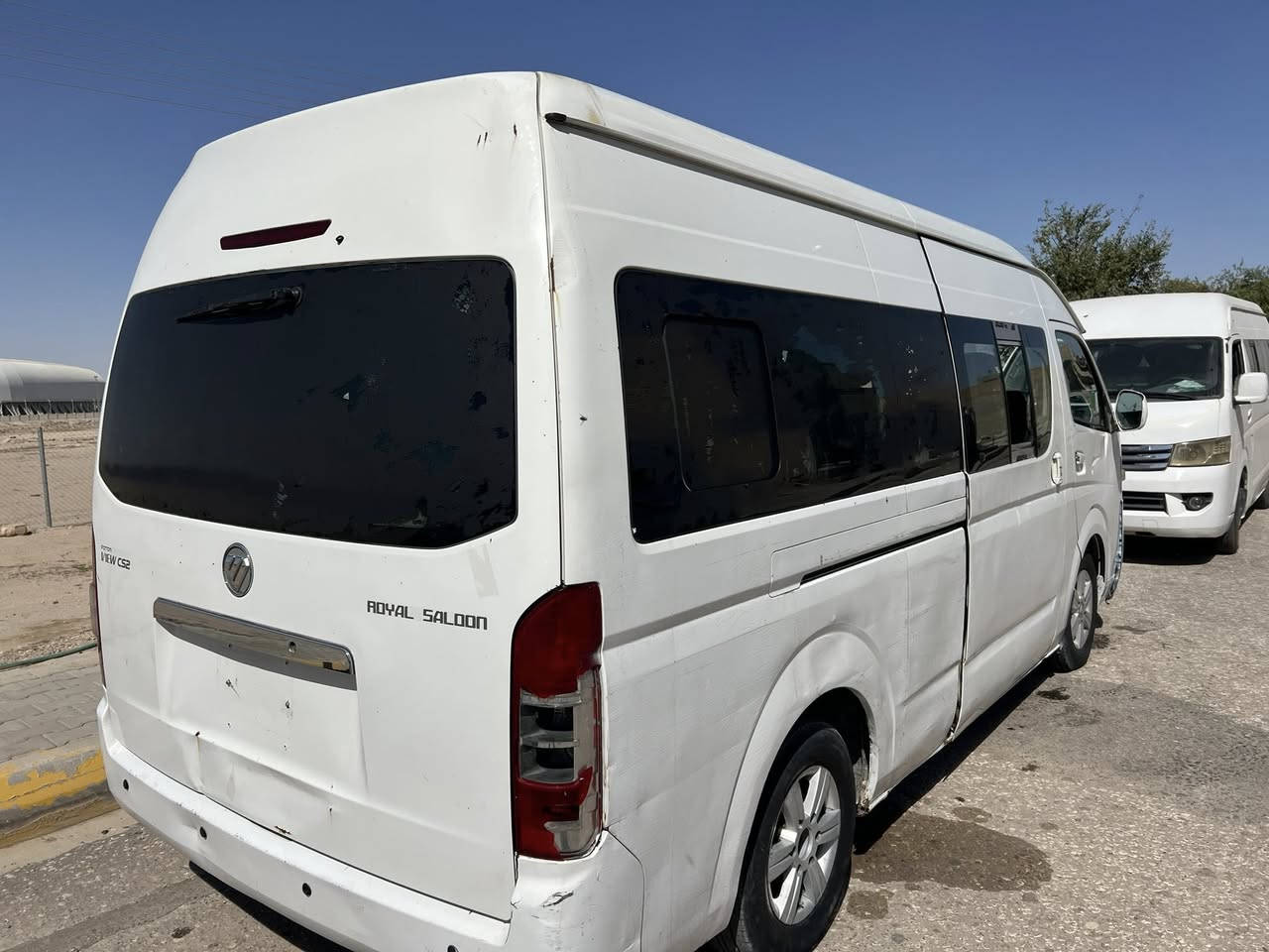 سلام عليكم 
فتون 14 راكب 2014 مال مزاد وزارة داخليه كتاب مزاد بسمي 
سياره شركه عامه معفيه من كمرك اورقم عله دوله اسويلك وكاله ام باركود الك حق انته ترقمه 
كير ومكينه كفاله 
مكان سياره كربلاء 
سعره ب67 وبيه مجال 
***********
