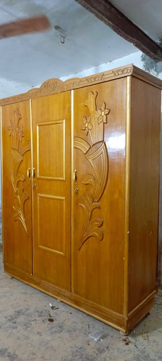 کنتور صاج ثقیل تزگام کلش نظیف وقوي وملیان رفوف وتعالیگ مکانه خمسه ميل ورا مسجد ساحة الصلاة  تفصال مو سوگاوی رجاءا اکو فرق بین التفصال درجه اولی والسوگاوی


**إذا كنت صاحب هذا الإعلان وتريد حذفه لأي سبب، رجاءا أرسل رسالة إلى الدعم الفني**