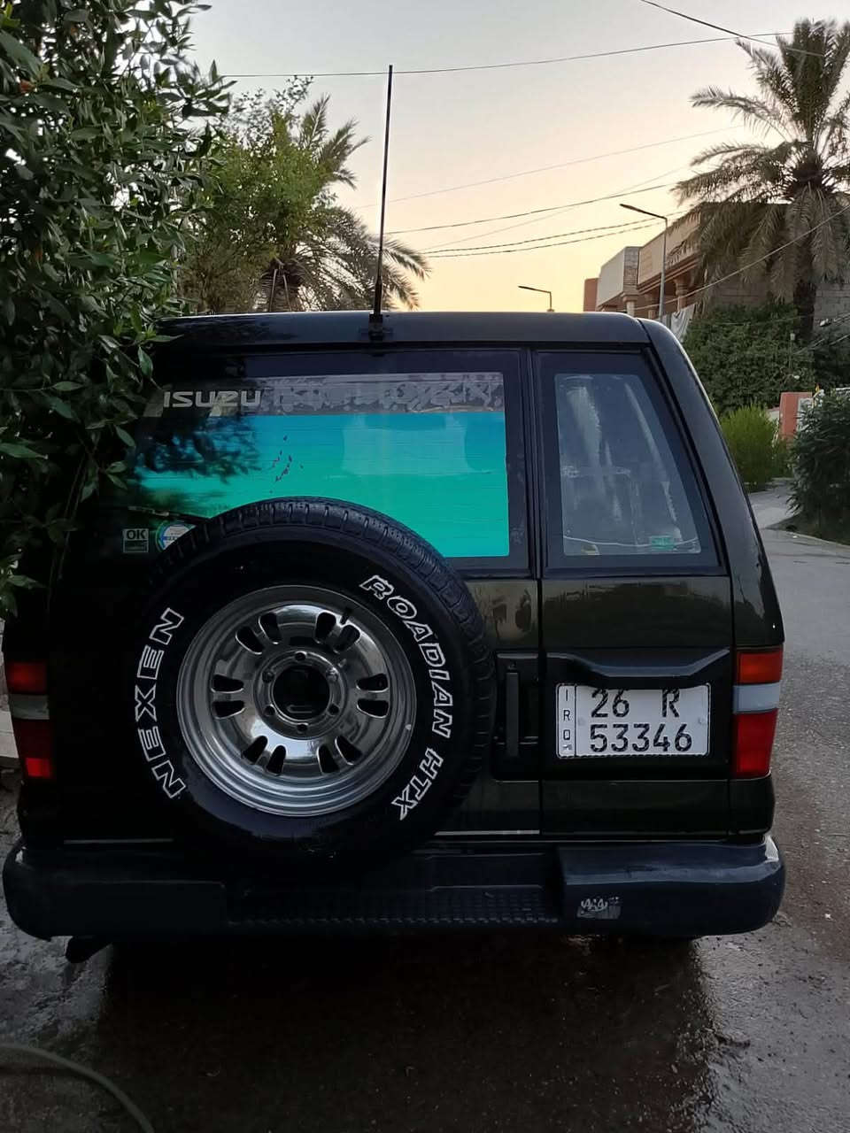 ازوزا ياباني موديل 1994
كير اوتو مكينه 6 سلندر بلادي
رقم دولي باسمي تحويل مباشر سنويه وهزه جديده
السياره على وضعيه الشركه شرط الوكاله
اي برغي بلسياره بلادي من داخل ومكينه ودشبول
الله يشهد من 2011 يمي السياره ولحد هاللحضه
مكينه وكير كفاله
تبريد جان شغال وفجاه وكف ماعرف شنو السبب
السياره مواصفاتها تخبل
مري شفط جام كهرباء دفع رباعي لو كير شغال 
مابيها اي ضربه او صبغ شرط السونار 
سعرها مناسب 
48 ورقه وييها مجال
مكاني بعقوبه الجديده شارع الطابو خلف شراع مول 
***********
