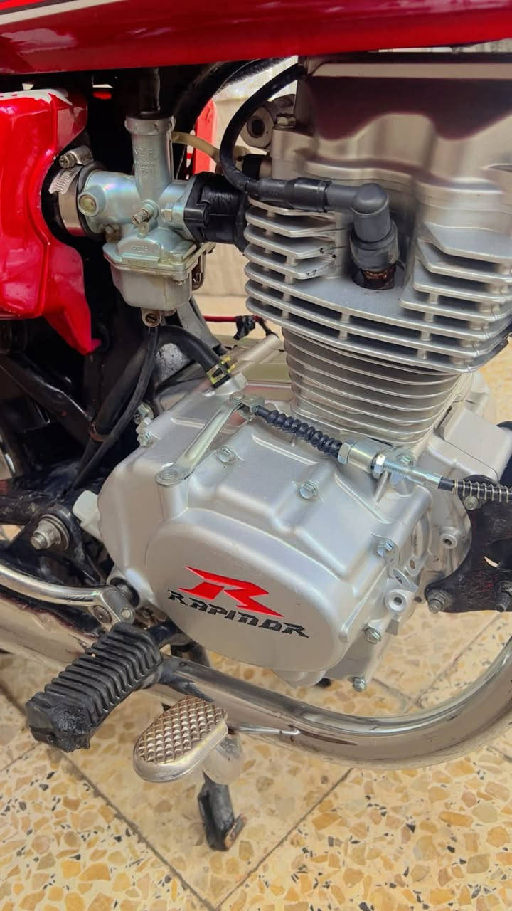 السلام عليكم دراجه ايراني بدون ما مفتوحه  للبيع مكاني العماره حي الرفاق  ***********
