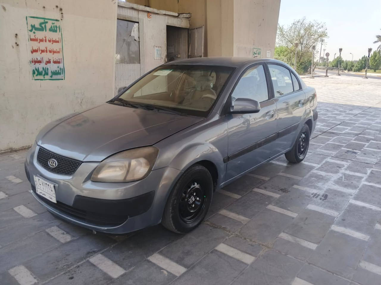 كيا ريو موديل 2007 رقم بغداد مشروع وطني وارد امريكي حجم المحرك 1600 تخم تاير تبريد شغال مكان السياره بغداد السعر 67 وبيها مجال رقم الهاتف ***********
