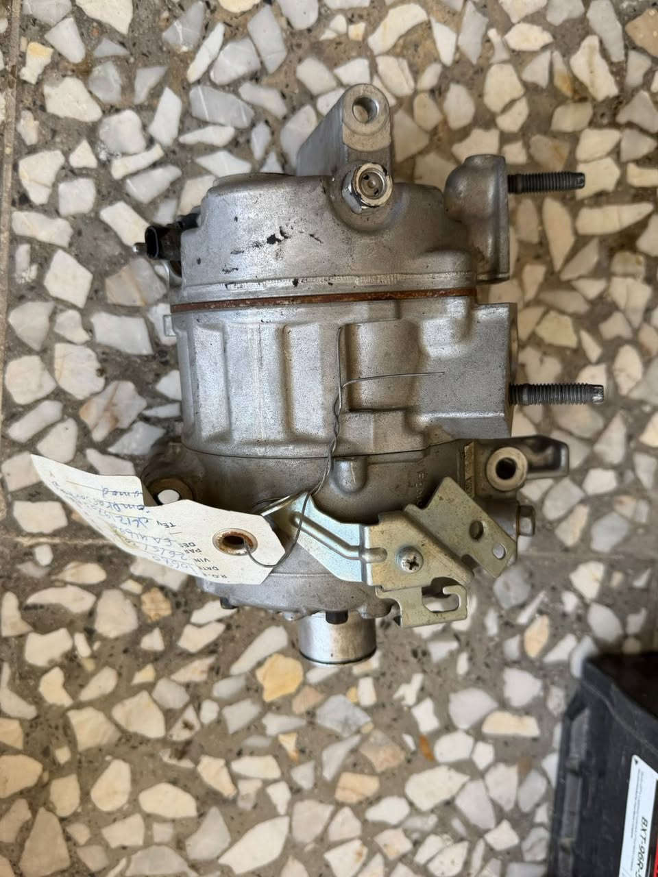 . قطع غيار وأدوات فورد أصلية، دعاميات ولايت صدر مع فحص وتركيب دقيق.
محلات مشتاق الساعدي – خبرة وجودة نضمنه

فرع لاول طالبيهً. مقابيل مطعم حبايبنهً

فرع ثاني كسر عطش.   صيانهً.  

محلات مشتاق الساعدي  قطع غيار فورد مع صيانهً 
@إشارة.    ***********.  📞واتساب

فحص برمجا. 🧑🏿‍💻جميع سيارات. فوردًً.  🚘🚨
