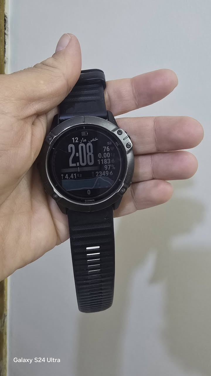 السلام عليكم.. اقراء المنشورجيدأ رجاء.. رجاء
كارمن فنكسx6بروسولر تيتانيوم حجم51مع كيبل شحن اصلي نظافه كماموضح.. بس اكو طبعه بالشاشة.. 
استفسار ***********واتس وخاص
