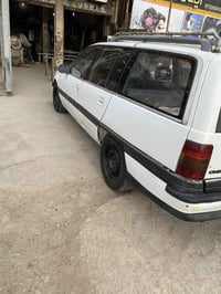 اوبل اوميكا استيشن للبيع مكاني بغداد بسمي السياره السعر 37وبيها مجال ل...