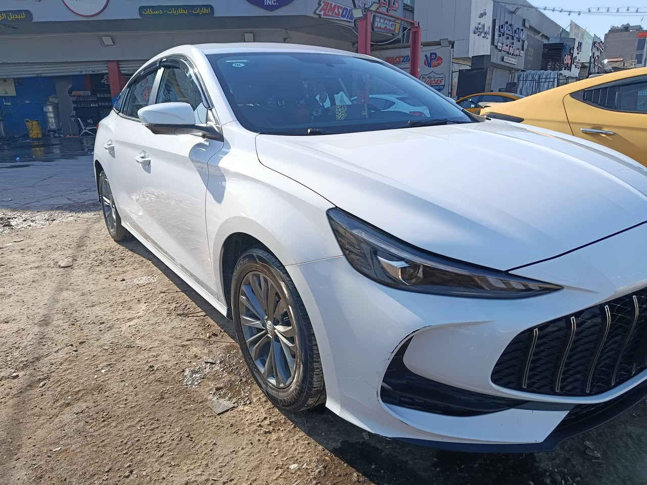 السلام عليكم ام جي جيتي 2025
فول مواصفات منضومة غاز السيارة بيهة حادث جاملغ خلفي وشوية من الباب مصلحة جاهزة مدوشمة ماشية 22 الف عليهة اضافات كلش جديدة بيع او مراوس سعر 120 ببهة مجال ***********
