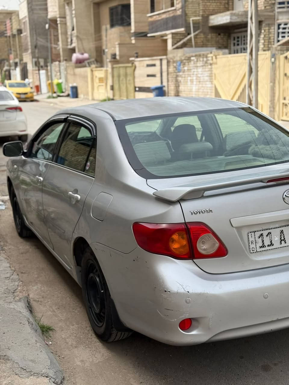 كورلا 2009
وراد خليجي 
حادث حافت لبنيد وحافت الجاملغ بدون دواخل
تبريد ثلج شاشه كار بلي
حساسات كامره 
صدر جديد تخم تاير
مكينه مكفوله من التبخير والتنقيص
سياره مال بيت جاهزه من كل النواحي
رقم بغداد باسمي تحويل مباشر
مكان بغداد
***********
