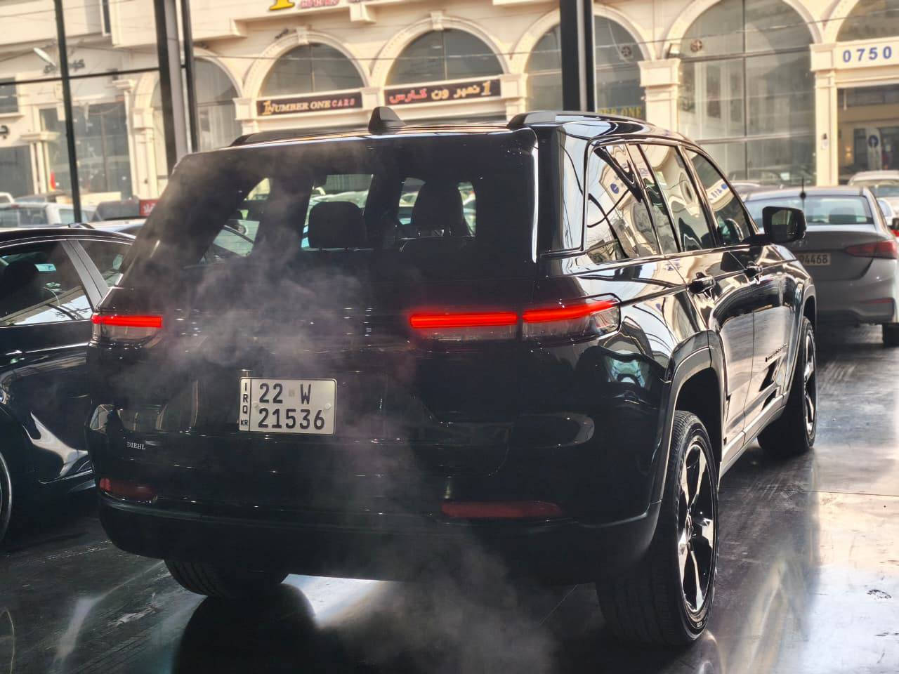 موديل : ٢٠٢٤
جيب گراند شیرۆکی بلاک توب 
ماشیە : ١٠،٠٠٠ میل 
سيارة صريقة بس بونيت صبغ بيلادى نفس لون صابغ بدون دواخل بدون ايرباك سيارة مرقم اربيل تحويل و وكالة بشرط و فحص بشرط سونار ما يشتغل گلوب بالدشبول 
سعر ٣٢٥ $ ورقة بيها مجال/***********/*********** أربيل, العراق
