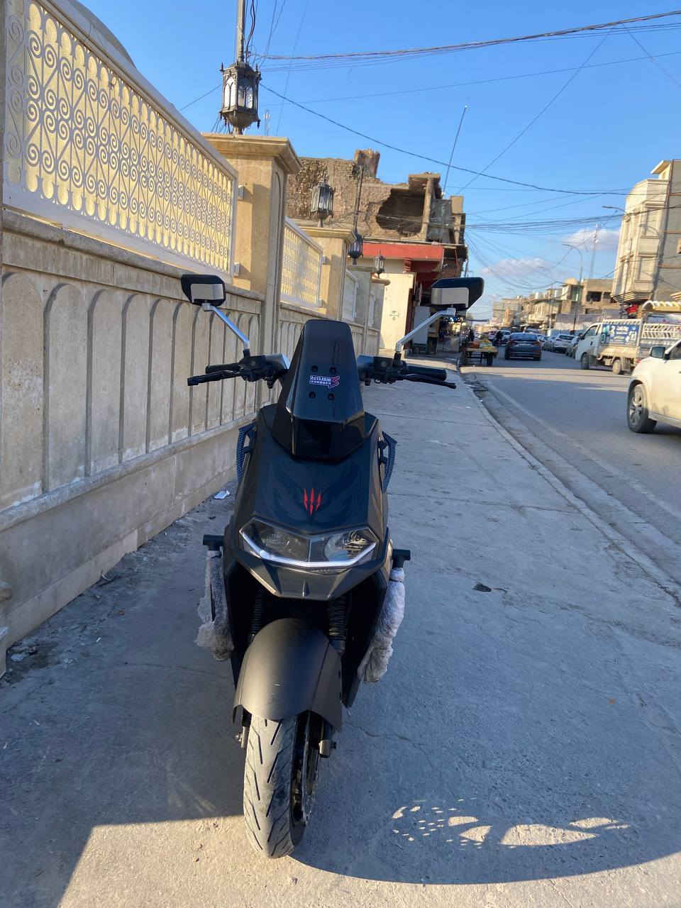 متاح دراجه تالج بومه الوحش 
ملف 2000 
ست بطاريات مسطره 
الون المميز اسود 
ماشي KM 400
تواصل ع رقم مكلف بل نشر 
*********** 
بسعر مناسب
