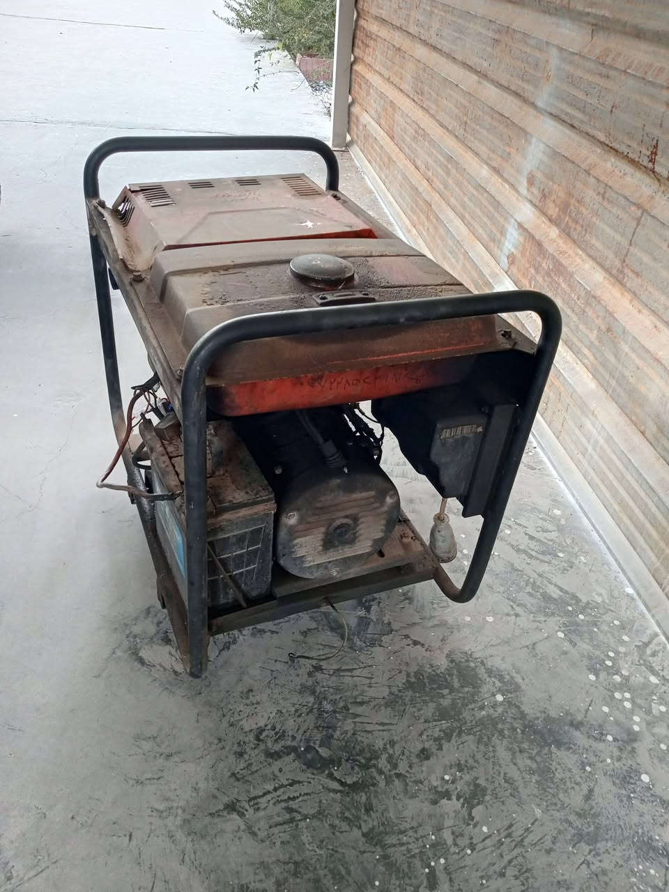 موالده كامه 5كيفي سويج وحبل شغاله وع الفحص ب350وبيه مجال لشراي
***********
