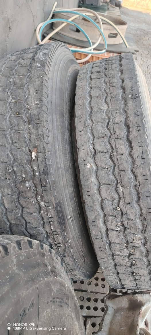 السلام عليكم 
8 زواج 24تاير+ويل
رايد مراوس بويل وتاير 22
***********
قاسم ابو سجاد
