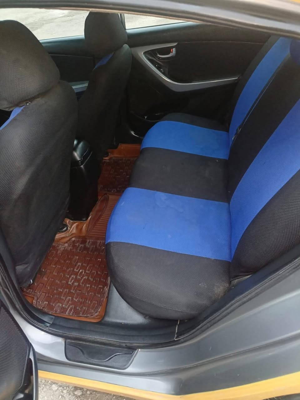 النترا صفره تكسي موديل 2014 وارد امريكي مكينه 2000 دوش منظومه غاز تدفئه بالكشنات مصفره هيئه  السعر 109المكان الكاظميه قرب ساحه عدن الرقم *********** بيه مجال سياره بسمي تحويل ثاني يوم سياره جاهزه
