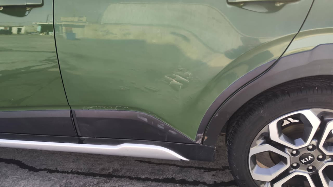 سول ٢٠ لون مميز فئه xlin ماشيه ٢٨ مكينه ٢٠٠٠ دوش حادث فقط طخه بالباب   ٣ انظمه قياده شاشه كامره رقم واسط باسمي السعر ١٤٥ وبيها مجال بسيط   بيها بدايه جراد بالقماره مكاني كوت هوره ***********
